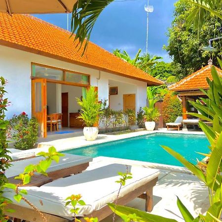 Villa Seruni Lovina Екстер'єр фото
