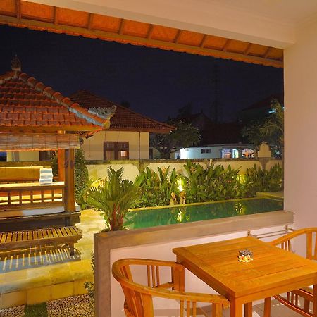 Villa Seruni Lovina Екстер'єр фото