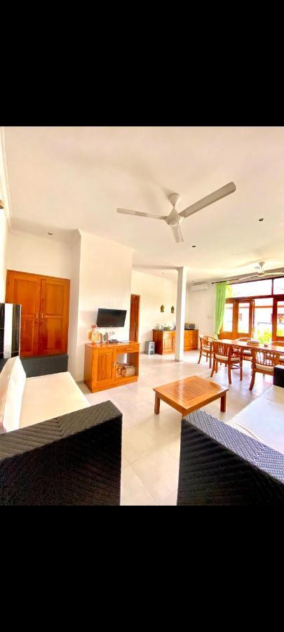 Villa Seruni Lovina Екстер'єр фото