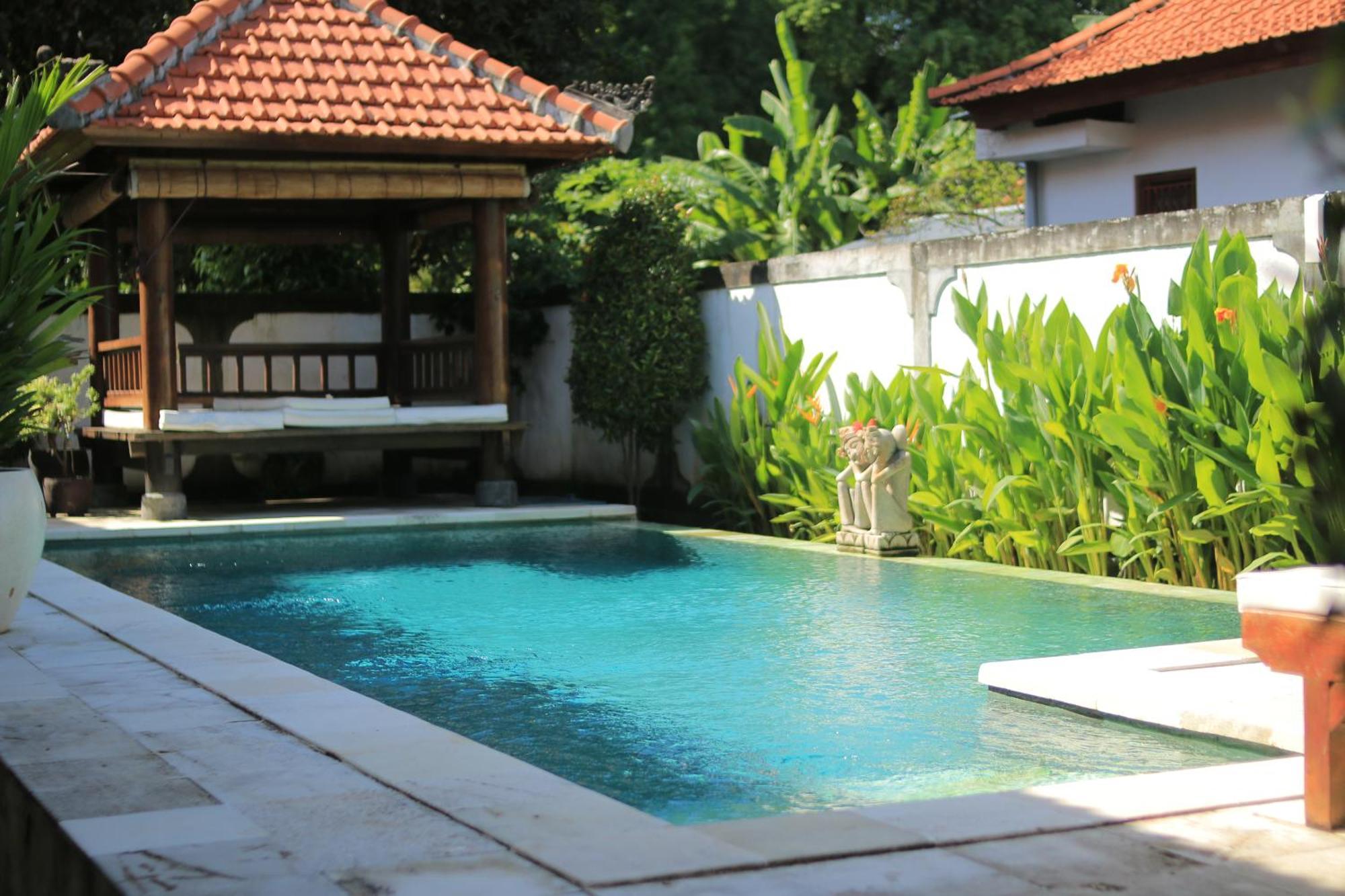 Villa Seruni Lovina Екстер'єр фото