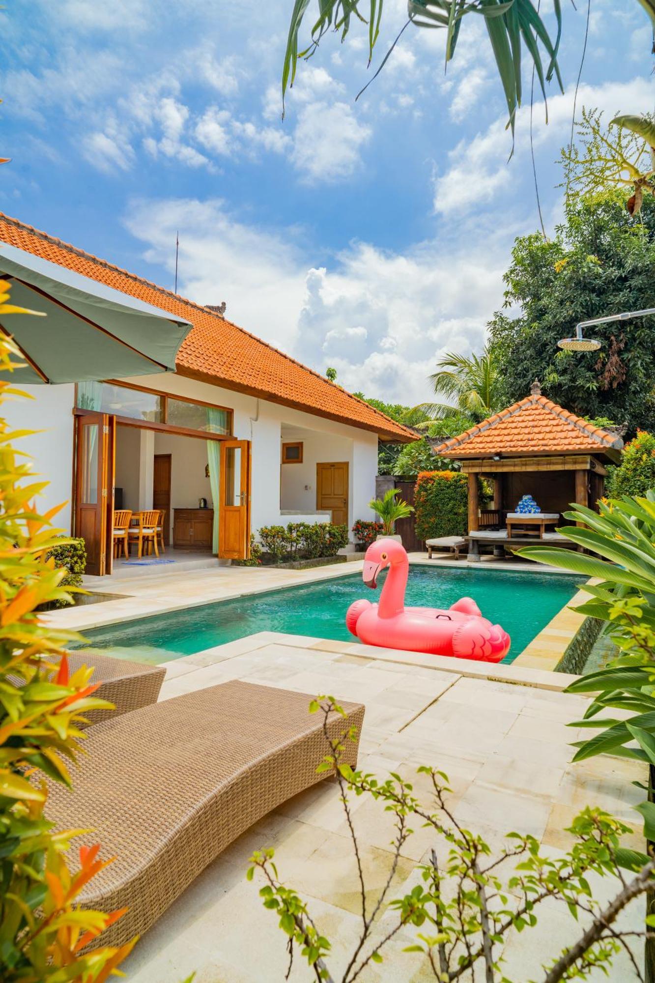 Villa Seruni Lovina Екстер'єр фото