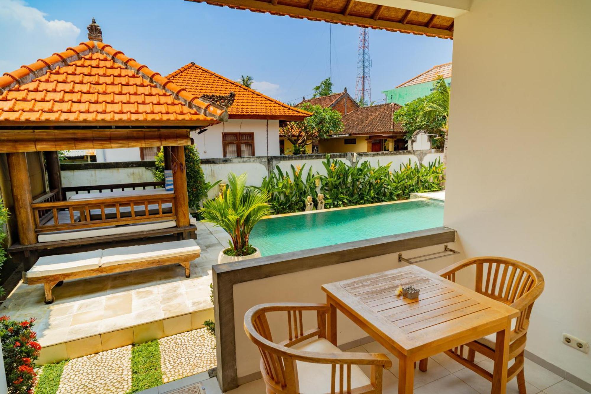 Villa Seruni Lovina Екстер'єр фото